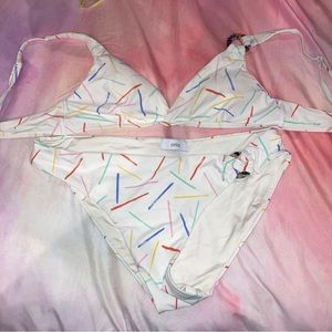 Victoria’s Secret Ring Hip Bottom in White Sprinkles